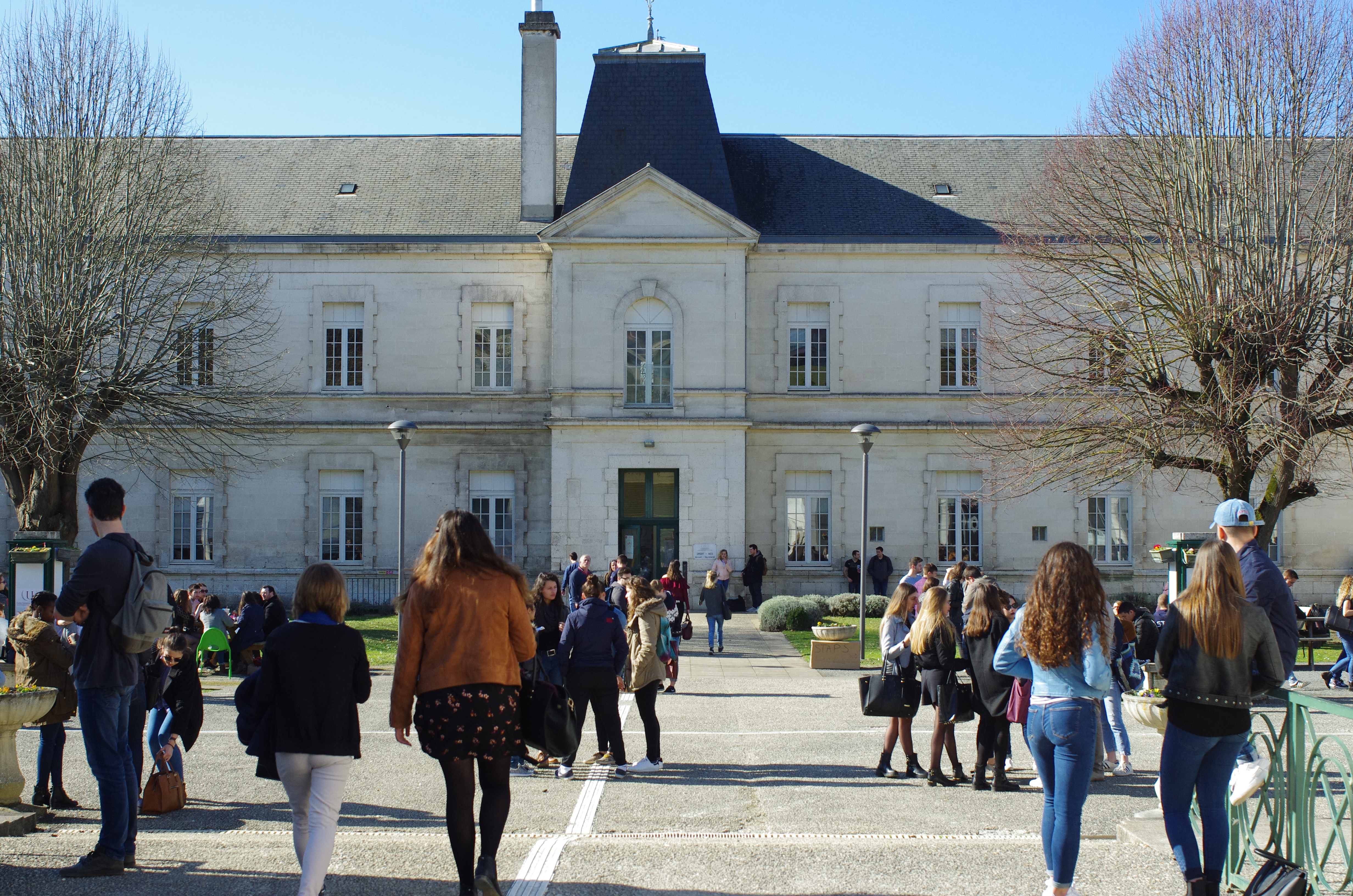 Centre universitaire de la Charente